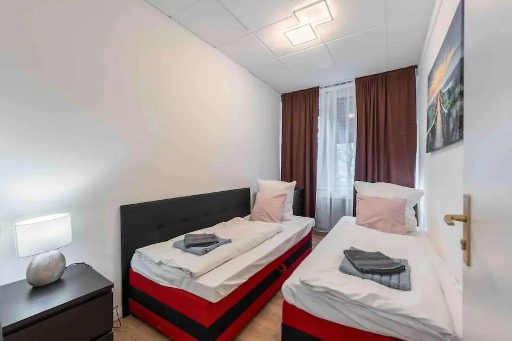 Big 7Rms City Central Loft, 1Alocation Berlín 0*,  Alemania