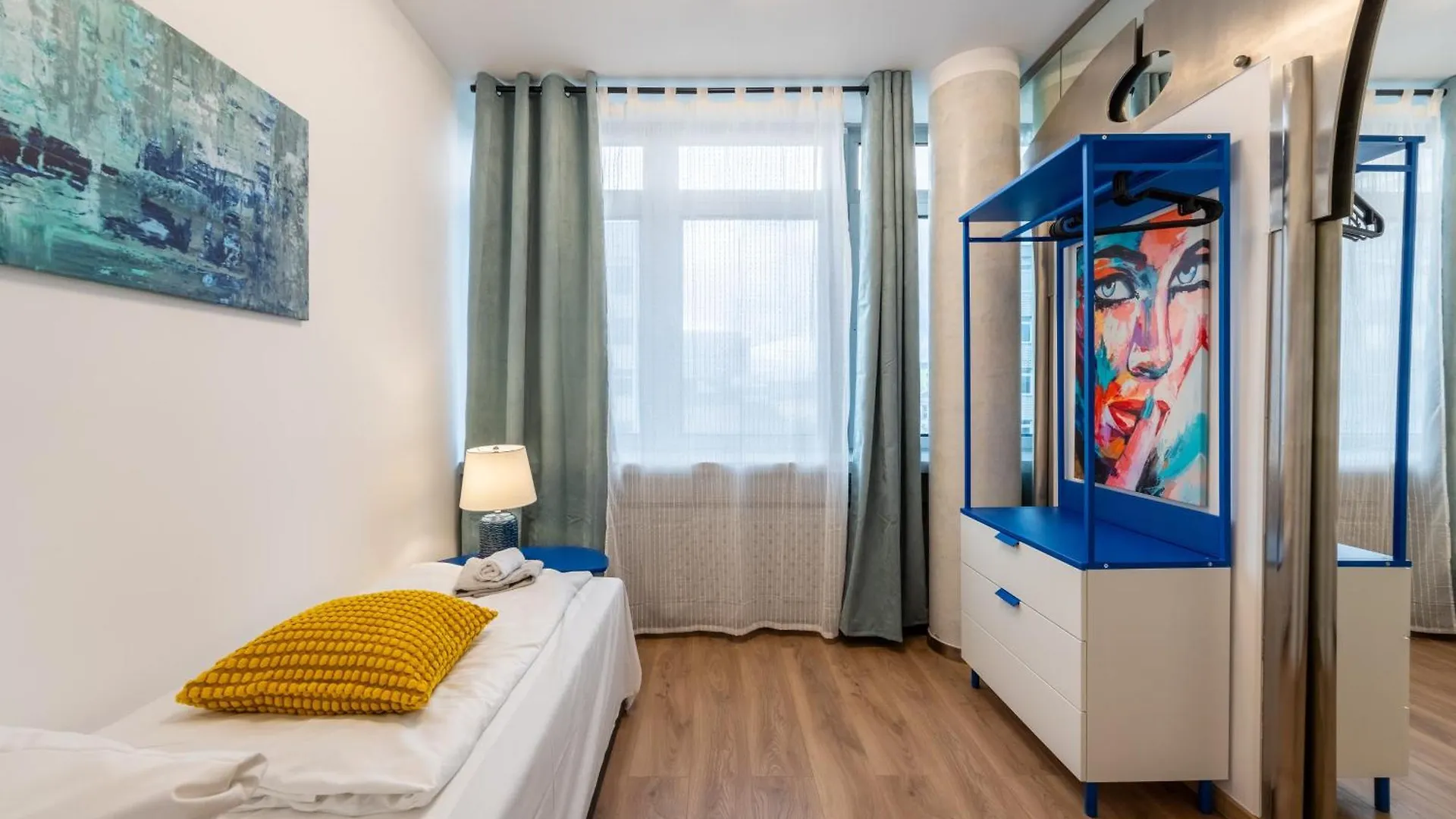 Big 7Rms City Central Loft, 1Alocation Berlin