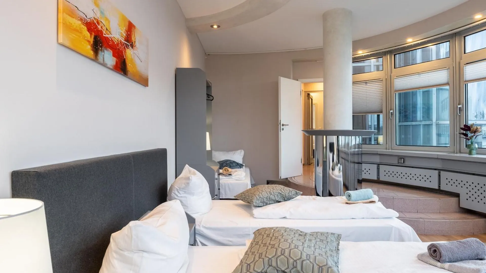 Big 7Rms City Central Loft, 1Alocation Berlín Apartamento