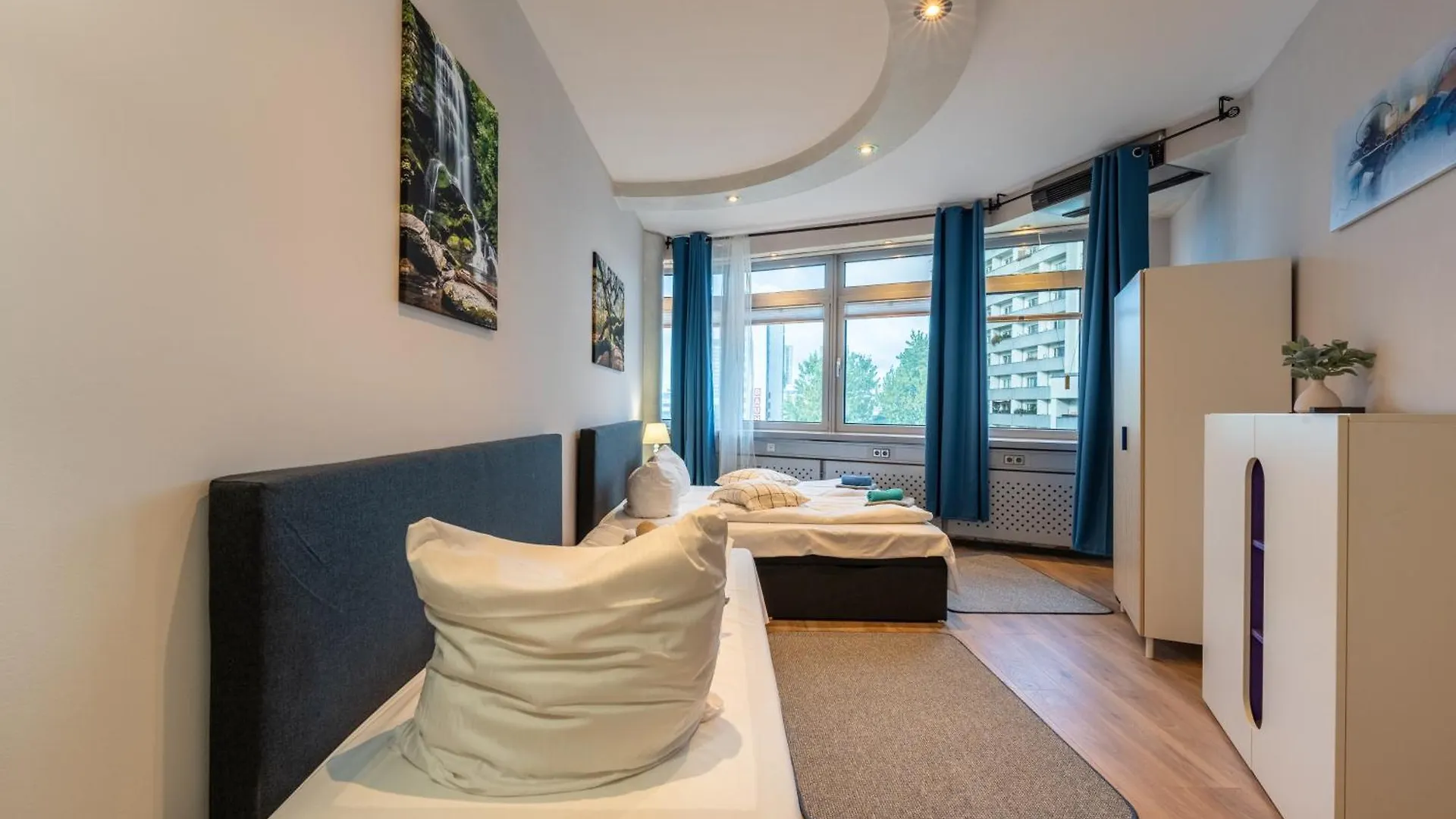 Big 7Rms City Central Loft, 1Alocation Berlín 0*,  Alemania