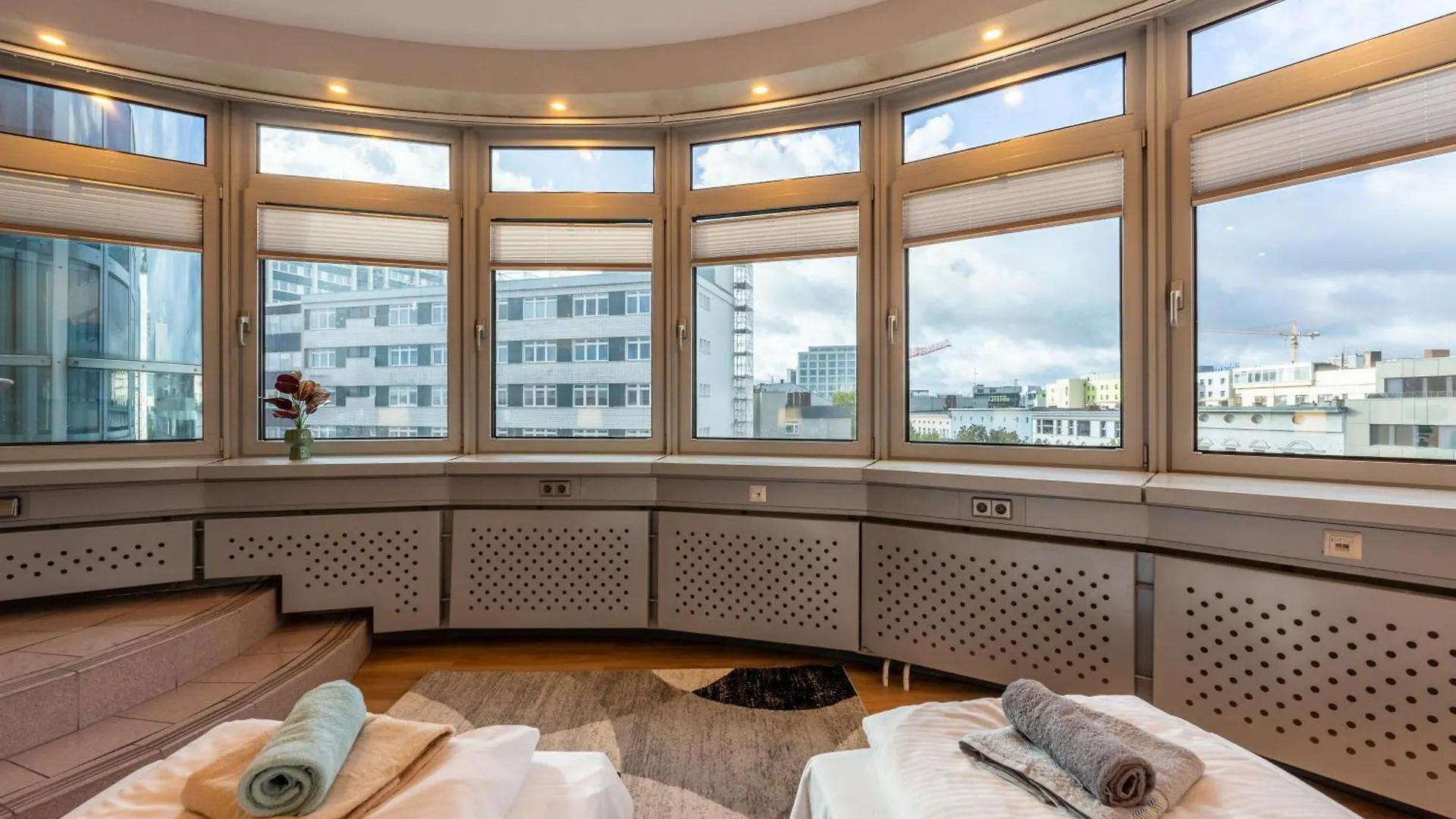 Big 7Rms City Central Loft, 1Alocation Berlín 0*,